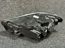 Load image into Gallery viewer, Frontscheinwerfer BMW X2 F39 7420434 Rechts Scheinwerfer Headlight SCH2998110747uc