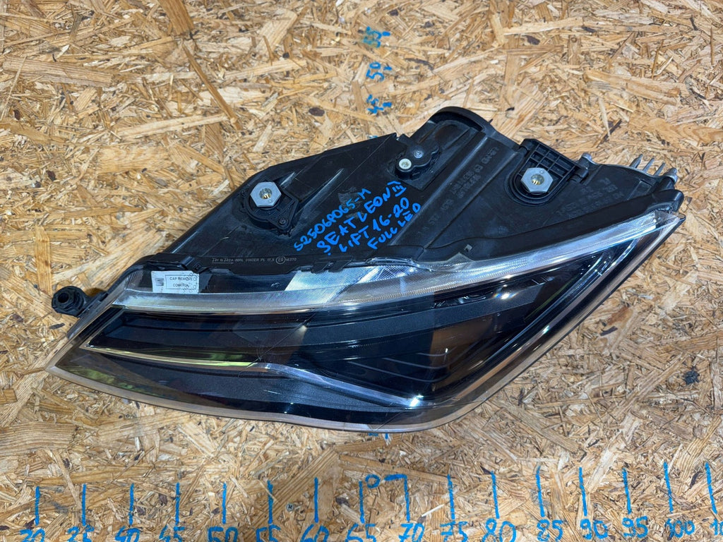 Frontscheinwerfer Seat Leon 5F1941007G Full LED Ein Stück (Rechts oder Links)
