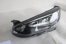 Laden Sie das Bild in den Galerie-Viewer, Frontscheinwerfer Ford Focus JX7B-13W030-CE Links Scheinwerfer Headlight SCH9906547791tv