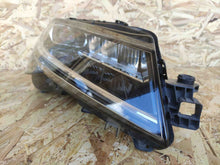 Laden Sie das Bild in den Galerie-Viewer, Frontscheinwerfer Skoda Superb III 3V1941016D LED Rechts Scheinwerfer Headlight