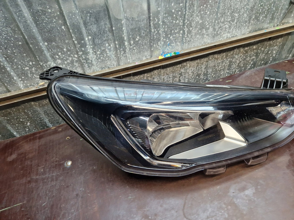 Frontscheinwerfer Ford Focus MX7B-13E014-CC LED Rechts Scheinwerfer Headlight