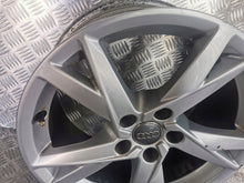 Load image into Gallery viewer, 1x Alufelge 17 Zoll 7.5&quot; 5x112 38ET Glanz Silber 8W0601025K Audi A4 B9 Rim Wheel