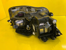 Laden Sie das Bild in den Galerie-Viewer, Frontscheinwerfer VW Touareg 761941081 LED Links Scheinwerfer Headlight