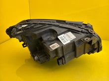 Laden Sie das Bild in den Galerie-Viewer, Frontscheinwerfer Mercedes-Benz W246 A2469066901 LED Links Headlight SCH1436951228bw