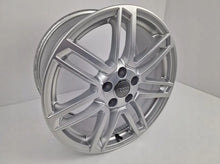 Laden Sie das Bild in den Galerie-Viewer, 1x Alufelge 18 Zoll 8.5" 5x112 50ET 8S0601025BC Audi Rim Wheel FEL5167895832dp
