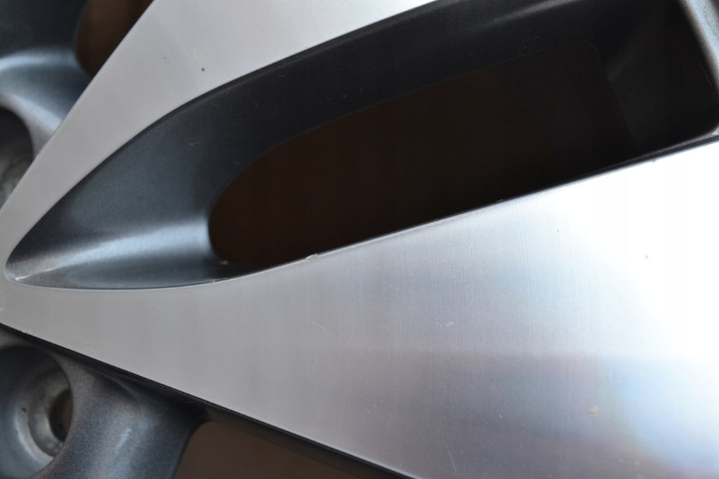 4x Alufelge 18 Zoll 7.5" 5x112 51ET Glanz Graphit 1K0601025 Mg Golf V Rim Wheel