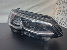 Laden Sie das Bild in den Galerie-Viewer, Frontscheinwerfer VW Golf VIII 5H1941030 Rechts Scheinwerfer Headlight SCH3101930522tc