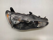 Load image into Gallery viewer, Frontscheinwerfer Mitsubishi Lancer VIII 8301C3-38 Rechts Scheinwerfer Headlight