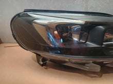 Laden Sie das Bild in den Galerie-Viewer, Frontscheinwerfer Opel Zafira Vivaro 1656227880 Rechts Scheinwerfer Headlight SCH5222271457lm