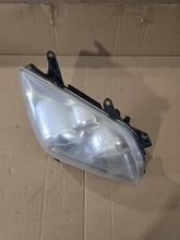 Laden Sie das Bild in den Galerie-Viewer, Frontscheinwerfer Toyota Avensis Rechts Scheinwerfer Headlight SCH1725624697xx