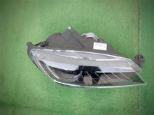 Laden Sie das Bild in den Galerie-Viewer, Frontscheinwerfer Skoda Superb III 3V1941016B LED Rechts Scheinwerfer Headlight