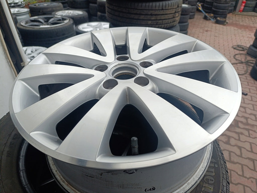 1x Alufelge 17 Zoll 7.0" 5x112 54ET Glanz Silber 5K0601025 Vw Rim Wheel FEL3477402387kx