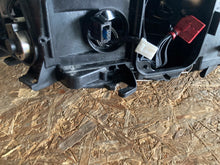 Load image into Gallery viewer, Frontscheinwerfer Audi Q5 8R0941043 Xenon Links Scheinwerfer Headlight