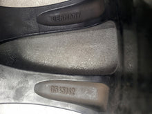 Load image into Gallery viewer, 1x Alufelge 18 Zoll 8.0&quot; 5x120 49ET 6775633 0545142 MA-DAR81 BMW E46 E81