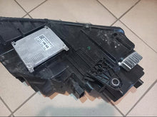 Load image into Gallery viewer, Frontscheinwerfer Skoda Octavia III 5E1941015F Links Scheinwerfer Headlight SCH3251468113xh