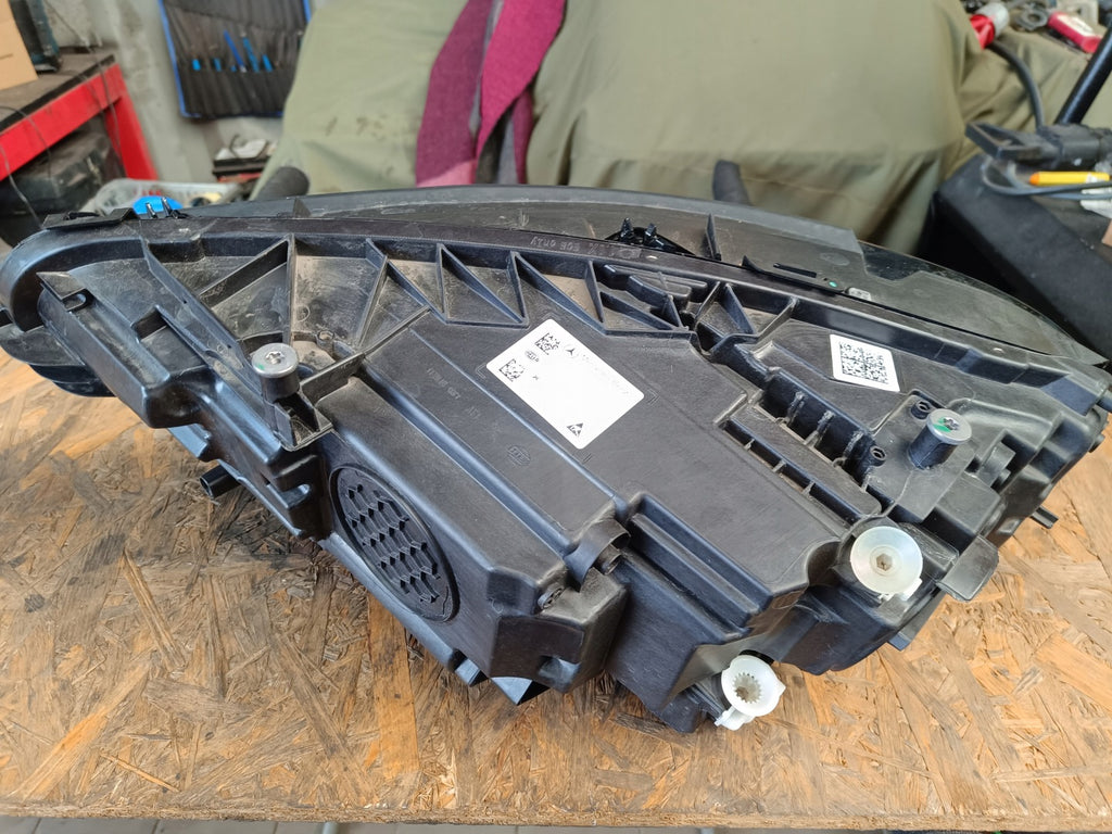 Frontscheinwerfer Mercedes-Benz Cla A1189068601 LED Rechts Headlight SCH6310880697ex