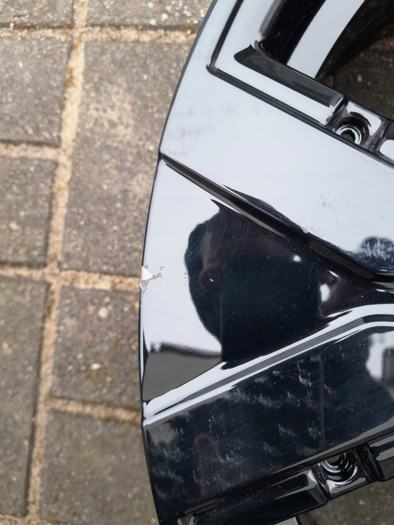 1x Alufelge 18 Zoll 6.5" 4x108 26ET Glanz Schwarz 9861555180 Citroën I Rim Wheel FEL7624746018te
