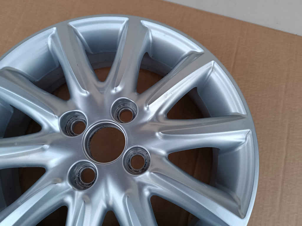 1x Alufelge 15 Zoll 4.5" 4x100 35ET Glanz 52910-G5500 Toyota Aygo Rim Wheel FEL4556285267xl