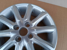 Load image into Gallery viewer, 1x Alufelge 15 Zoll 4.5" 4x100 35ET 52910G5500 Toyota Aygo Rim Wheel FEL4556285267xl