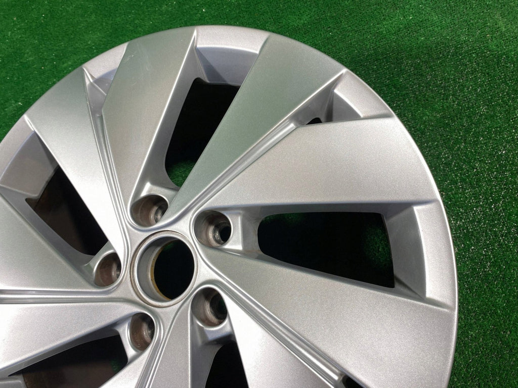 1x Alufelge 17 Zoll 7.5" 5x112 51ET 5H0601025BE VW Golf Viii Rim Wheel FEL9465583185xj