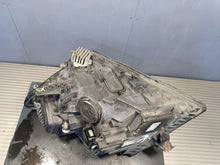 Load image into Gallery viewer, Frontscheinwerfer Man Tge Crafter 7PP941751AC Rechts Scheinwerfer Headlight SCH7379109432iw