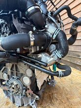 Laden Sie das Bild in den Galerie-Viewer, Motor VW Golf VII I CRB 2.0 TDI Diesel Engine Unkomplett MOT7401192221th