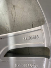 Laden Sie das Bild in den Galerie-Viewer, 1x Alufelge 18 Zoll 7.5&quot; 5x108 50ET Glanz Silber 31362866 Volvo Xc60 Ii