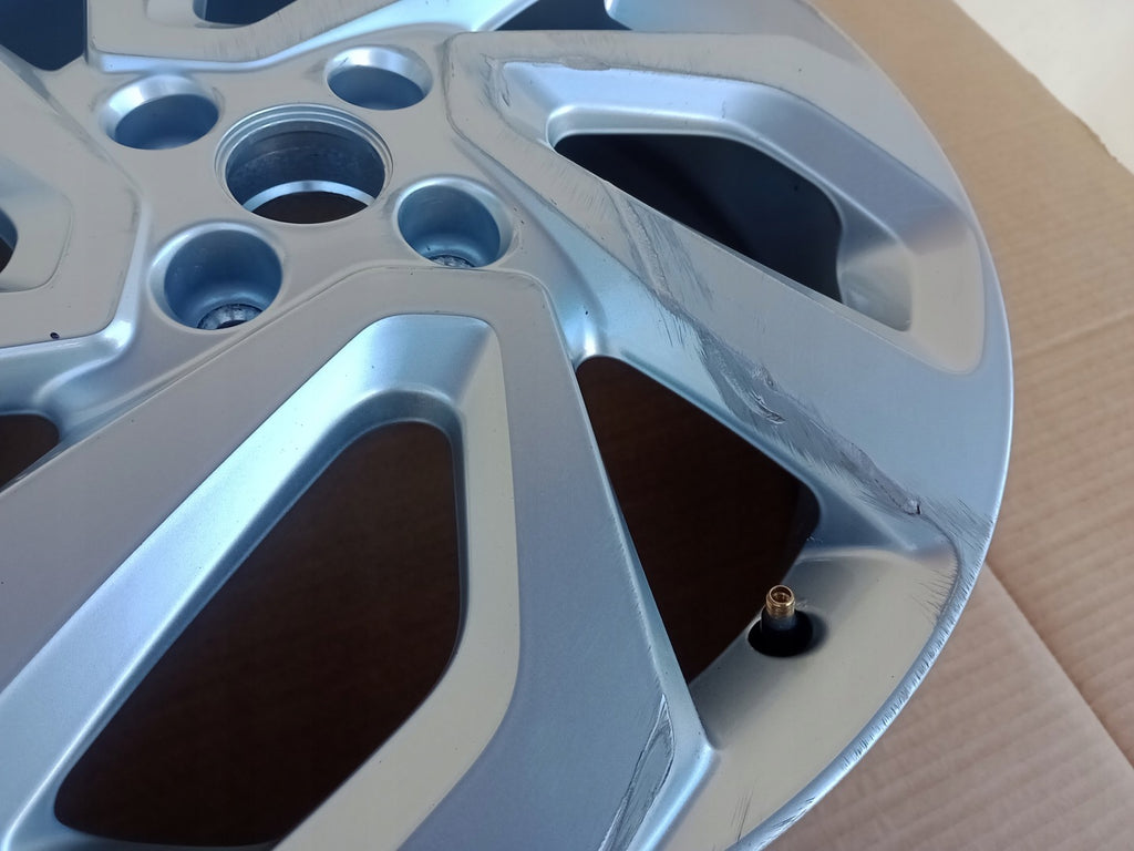 1x Alufelge 17 Zoll 5.0" 4x100 CMS1210-9 Toyota Aygo X Rim Wheel FEL9824452479zi