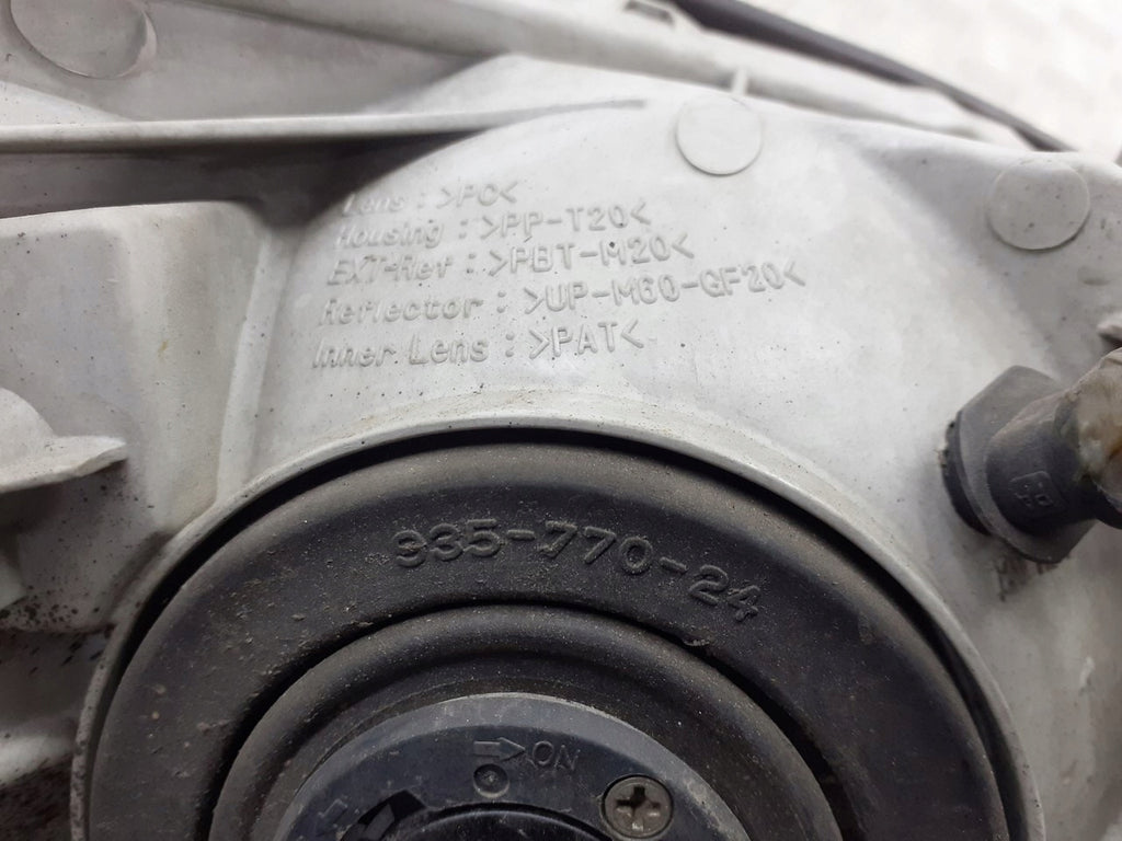 Frontscheinwerfer Toyota Camry 935770-24 Links Scheinwerfer Headlight SCH5841540549ye