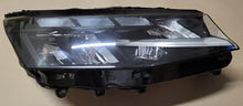 Laden Sie das Bild in den Galerie-Viewer, Frontscheinwerfer VW Multivan Transporter 7T1941036AE 992941571AG LED Rechts SCH7030173980zz