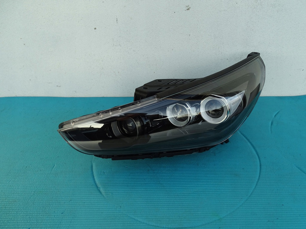 Frontscheinwerfer Hyundai I30 III 92101-G4120 LED Ein Stück (Rechts oder Links)