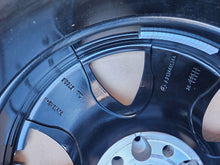 Laden Sie das Bild in den Galerie-Viewer, 1x Alufelge 18 Zoll 9.0" 5x112 52 5ET Glanz Schwarz A2134015300 Mercedes-Benz FEL9101468545al