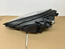 Load image into Gallery viewer, Frontscheinwerfer Porsche Cayenne 7P5941752H Xenon Rechts Scheinwerfer Headlight SCH1041833903jt