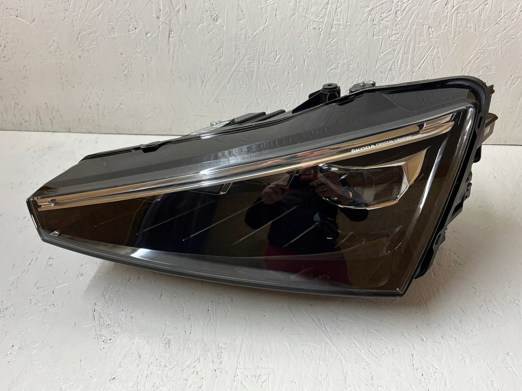 Frontscheinwerfer Skoda Scala 657941015A LED Ein Stück (Rechts oder Links) SCH1014949387fy