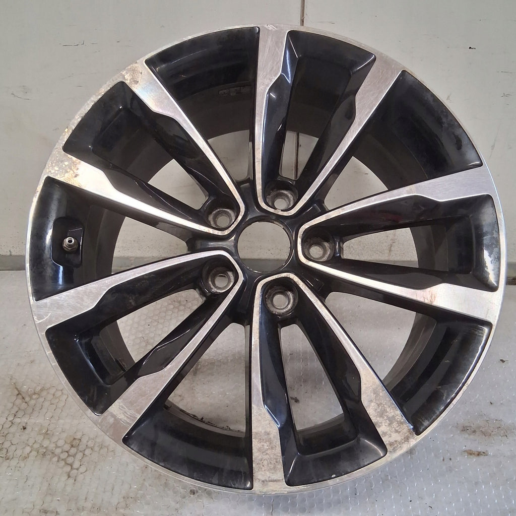 1x Alufelge 17 Zoll 7.5" 5x114.3 46ET 52910-3Z710 Hyundai I I40 Rim Wheel FEL5714996296wm