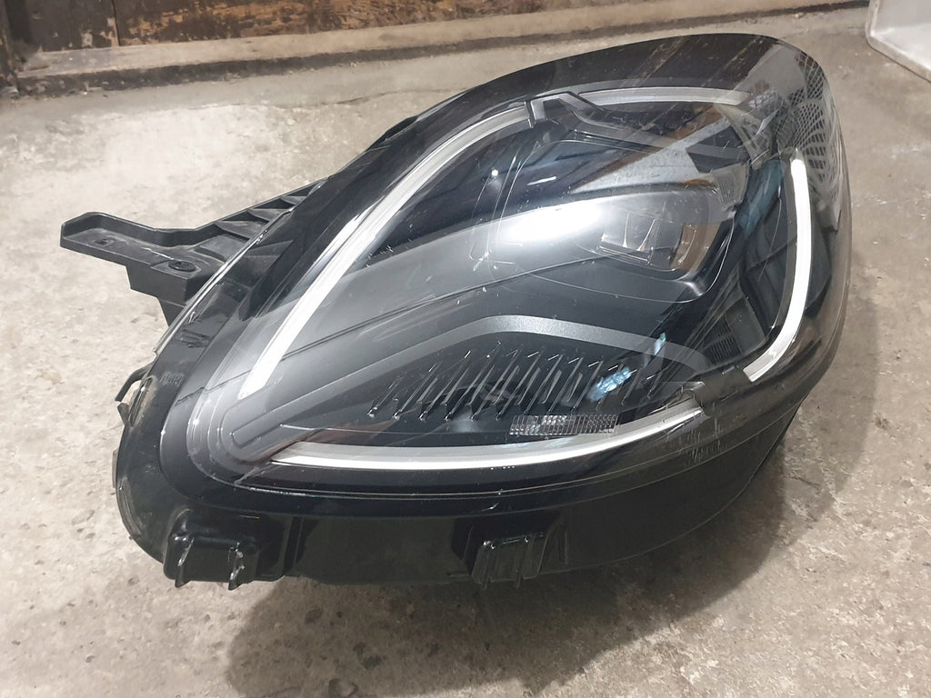 Frontscheinwerfer Ford Puma R1TB-13E015-AB LED Ein Stück (Rechts oder Links) SCH6010681501qb