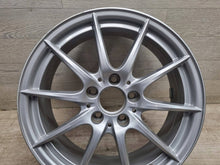 Laden Sie das Bild in den Galerie-Viewer, 1x Alufelge 17 Zoll 5x112 A2464010102 Mercedes-Benz W246 W242 Rim Wheel FEL1452819783pk
