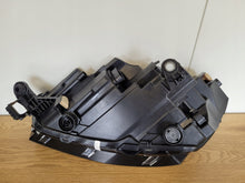 Laden Sie das Bild in den Galerie-Viewer, Frontscheinwerfer Skoda Fabia 6VB941016 Full LED Rechts Scheinwerfer Headlight
