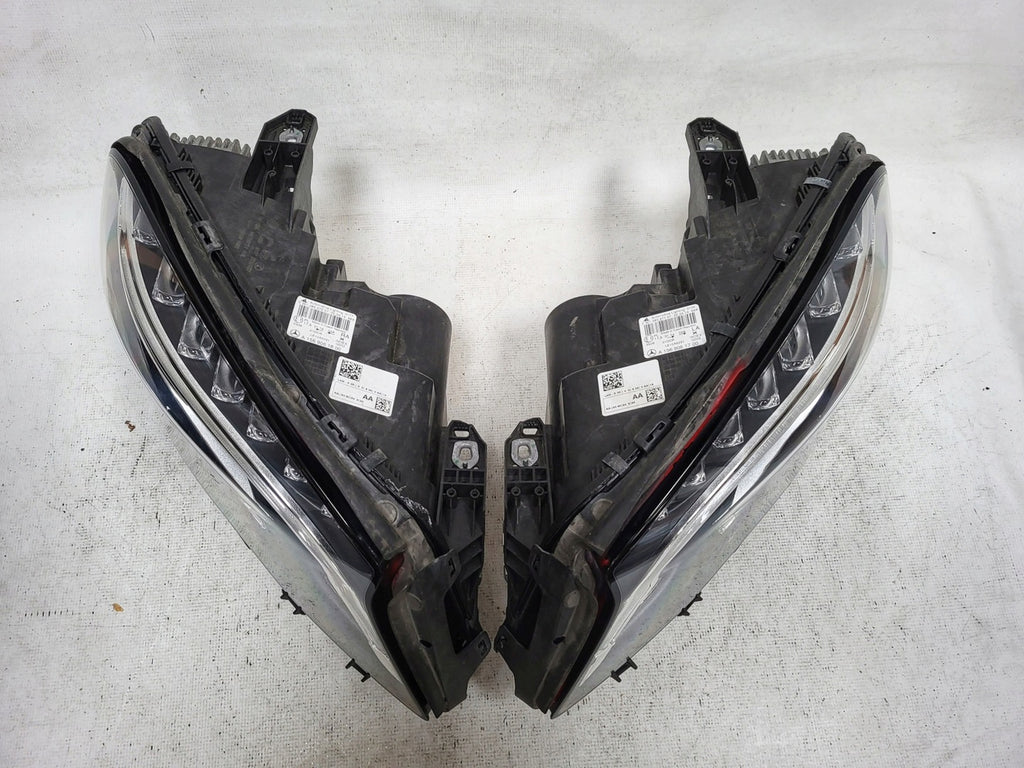 Frontscheinwerfer Mercedes-Benz X156 A1569061700 A1569061800 Xenon Ein Satz SCH3780094298ej