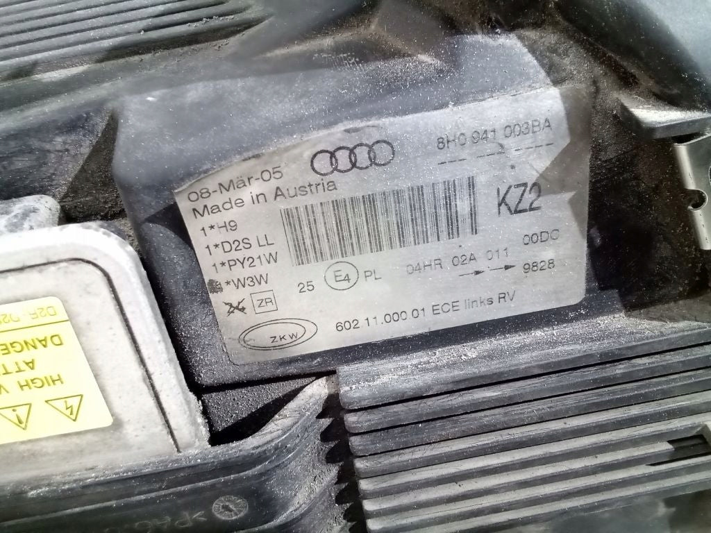 Frontscheinwerfer Audi A4 B6 8H0941003BA Links Scheinwerfer Headlight SCH3802343996dd