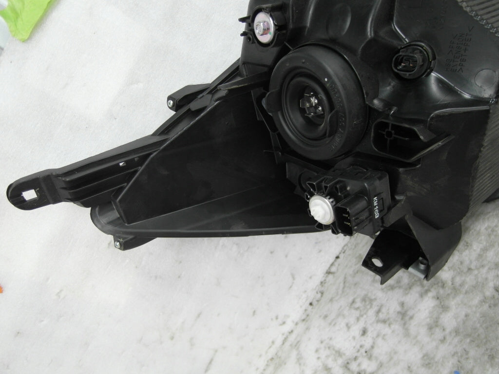 Frontscheinwerfer Mitsubishi Space Star Links Scheinwerfer Headlight