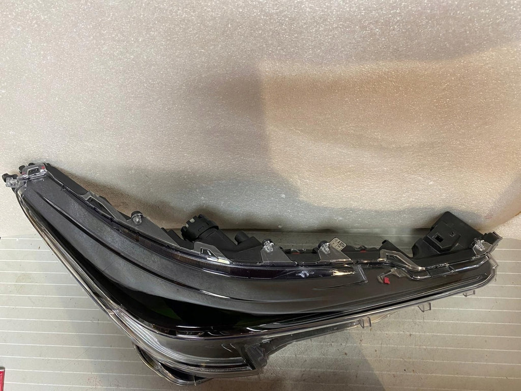 Frontscheinwerfer Toyota Corolla 81110-02S70 LED Ein Stück (Rechts oder Links)