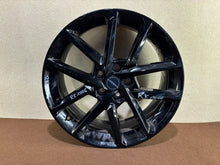Laden Sie das Bild in den Galerie-Viewer, 1x Alufelge 18 Zoll 7.5&quot; 5x112 46ET KBA54109 Audi Rim Wheel