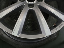 Load image into Gallery viewer, 1x Alufelge 18 Zoll 8.0&quot; 5x112 25ET Glanz Silber 760071498 VW Touareg Rim Wheel