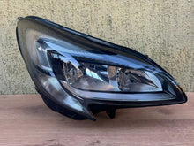 Laden Sie das Bild in den Galerie-Viewer, Frontscheinwerfer Opel Corsa A E 39108227 1EF011830-06 LED Rechts Headlight SCH2437295434np