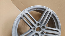 Load image into Gallery viewer, 1x Alufelge 19 Zoll 8.5&quot; 5x112 8U0601025AC Audi Rim Wheel