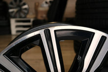 Load image into Gallery viewer, 1x Alufelge 18 Zoll 7.5" 5x112 25ET Glanz Schwarz 6883524 BMW G21 G20 Rim Wheel FEL6175896945kf