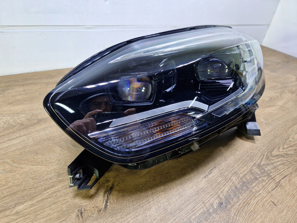 Frontscheinwerfer Renault Scenic 260601859R Full LED Links Headlight