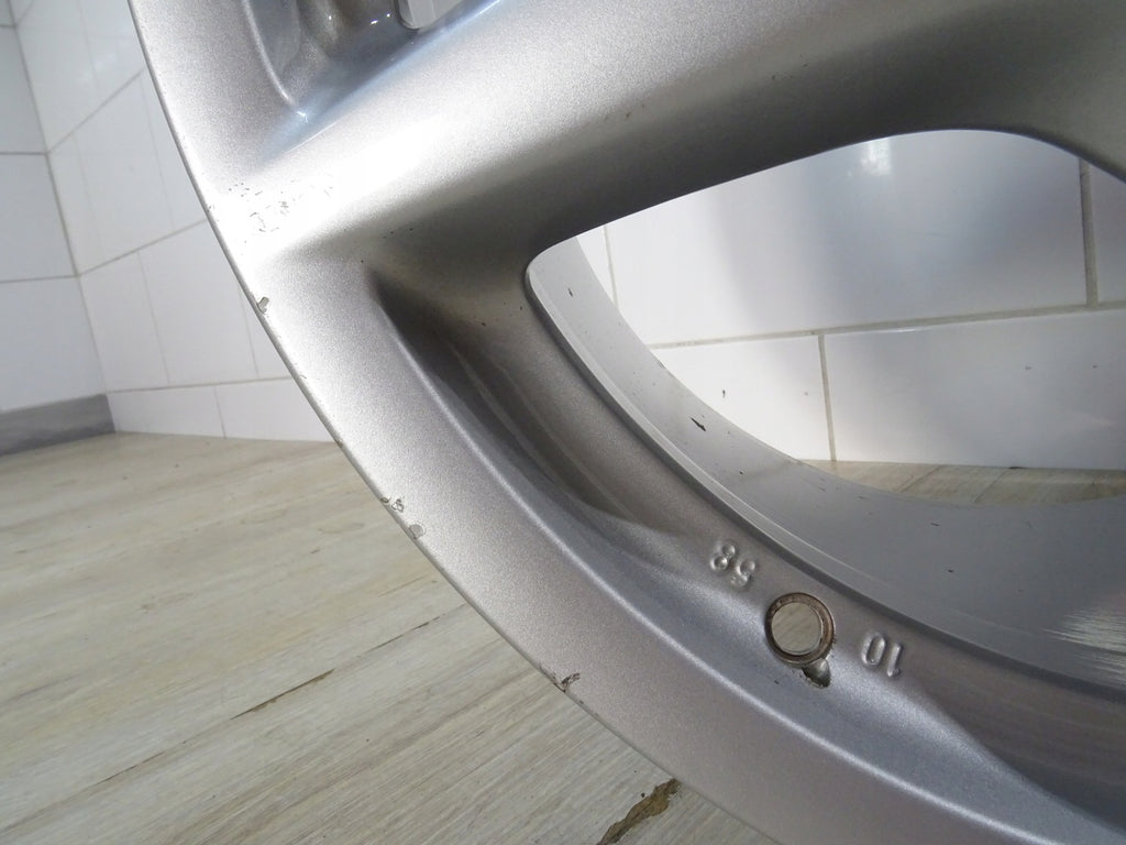 1x Alufelge 18 Zoll 8.0" 5x130 99736214001 Porsche Rim Wheel