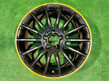 Laden Sie das Bild in den Galerie-Viewer, 1x Alufelge 18 Zoll 7.5&quot; 5x112 52ET A1764010200 Mercedes-Benz W176 Rim Wheel